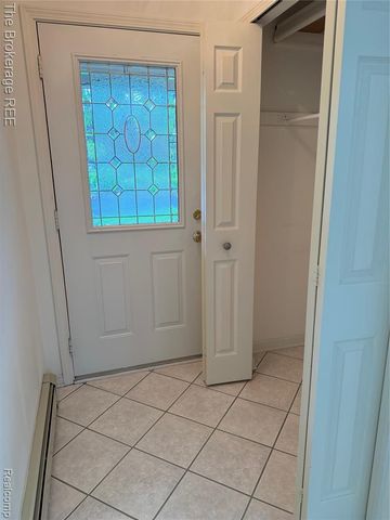 629 N Lapeer Street, Davison, MI 48423