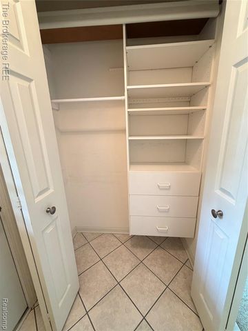 629 N Lapeer Street, Davison, MI 48423