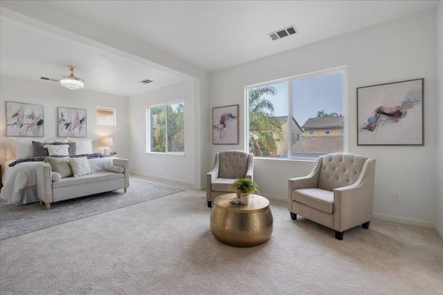 2413 Ventana View Way, Modesto, CA 95355