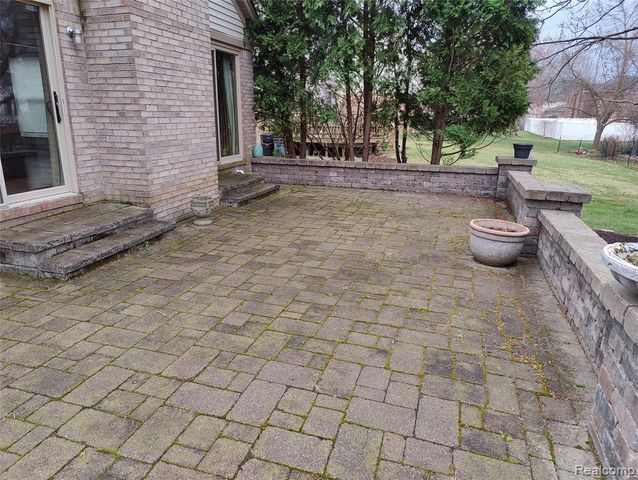 1600 Dunston Road, Canton, MI 48188