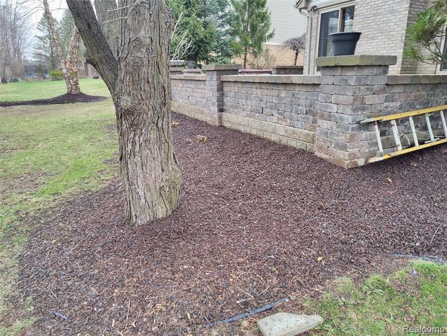 1600 Dunston Road, Canton, MI 48188