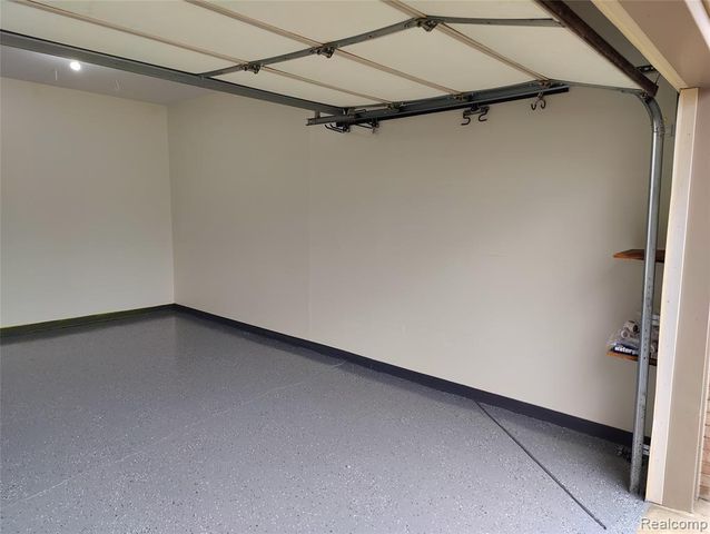 1600 Dunston Road, Canton, MI 48188