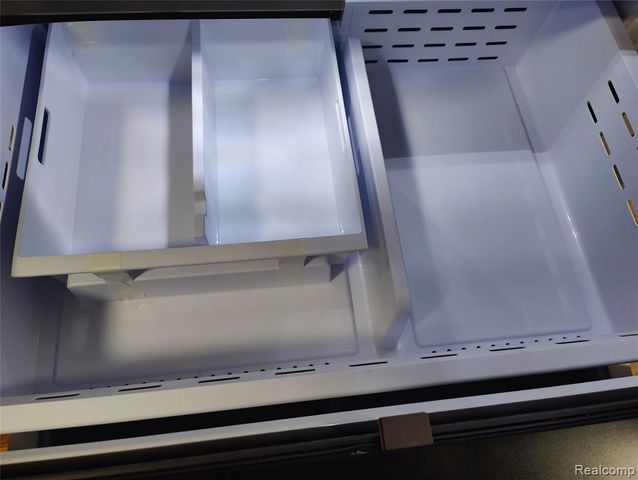 1600 Dunston Road, Canton, MI 48188