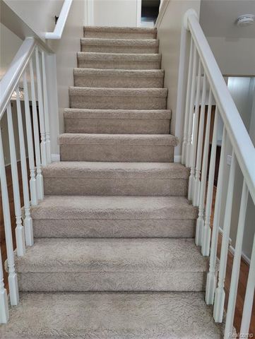 1600 Dunston Road, Canton, MI 48188