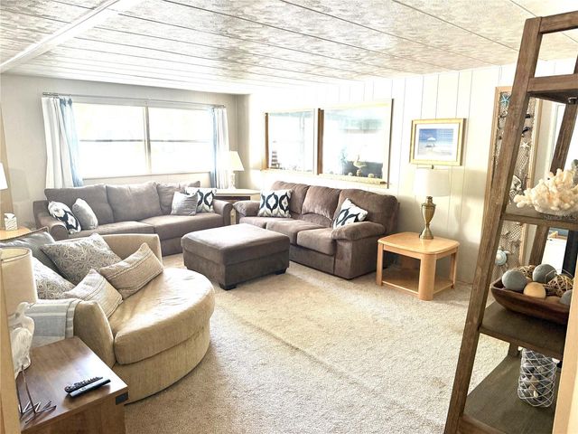 7391 HARLOW STREET, Brooksville, FL 34613