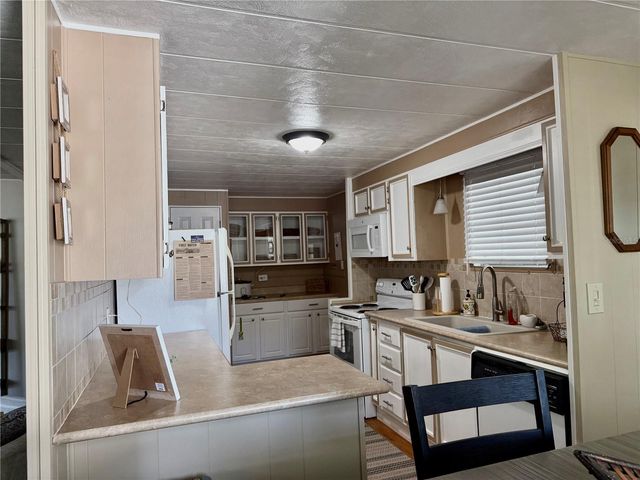 7391 HARLOW STREET, Brooksville, FL 34613