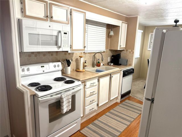 7391 HARLOW STREET, Brooksville, FL 34613