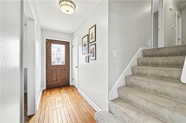 7808 W 95th Terrace, Overland Park, KS 66212