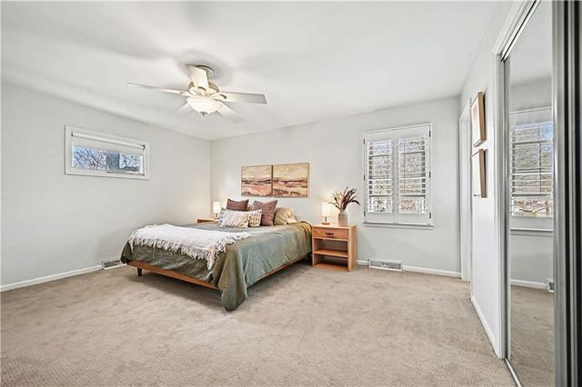 7808 W 95th Terrace, Overland Park, KS 66212