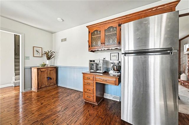 7808 W 95th Terrace, Overland Park, KS 66212