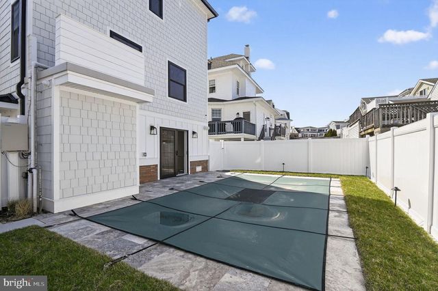 14 GARDENS RD, Ocean City, NJ 08226