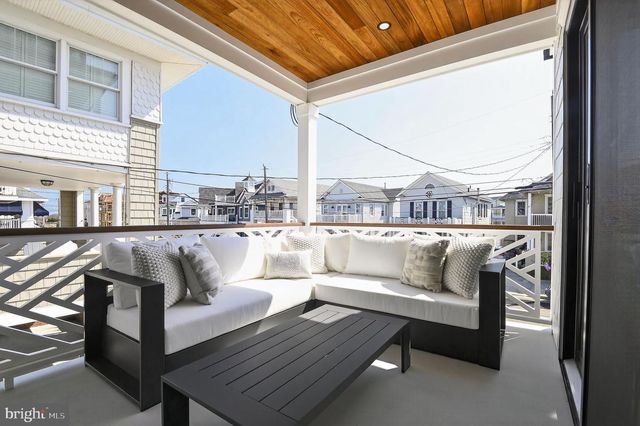 14 GARDENS RD, Ocean City, NJ 08226