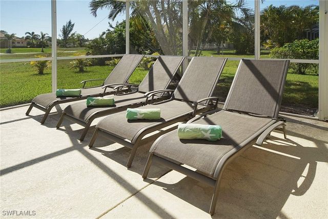 2014 SW 30th ST, Cape Coral, FL 33914