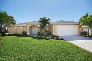 2014 SW 30th ST, Cape Coral, FL 33914