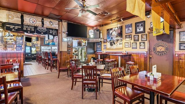 25-35 Walsh Road, Crafton, PA 15205