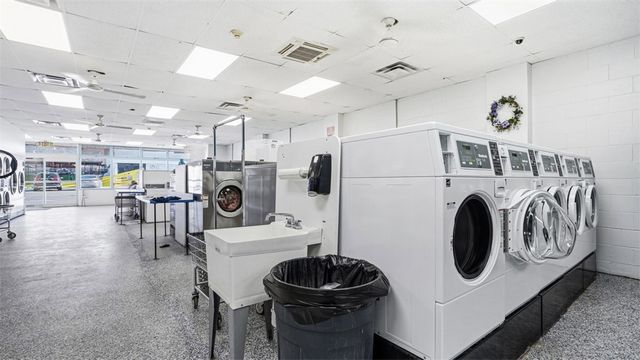 25-35 Walsh Road, Crafton, PA 15205