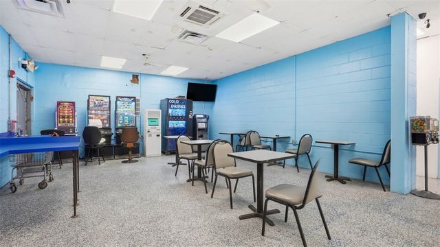 25-35 Walsh Road, Crafton, PA 15205