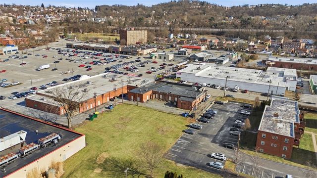 25-35 Walsh Road, Crafton, PA 15205