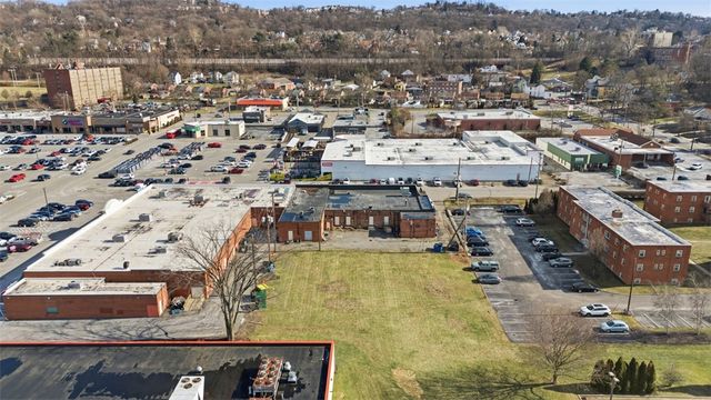 25-35 Walsh Road, Crafton, PA 15205