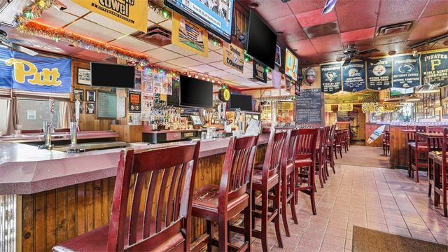 25-35 Walsh Road, Crafton, PA 15205