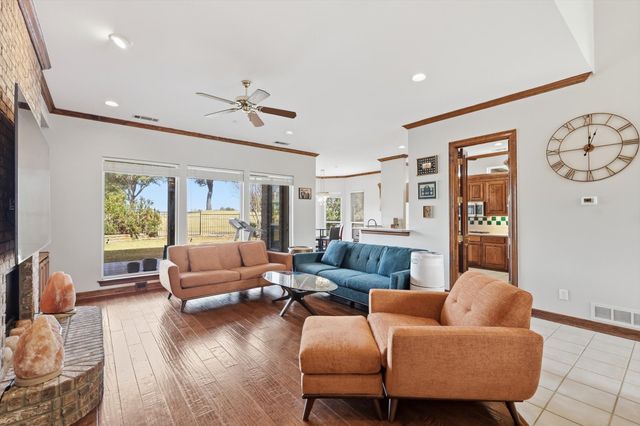 6713 Columbine Way, Plano, TX 75093