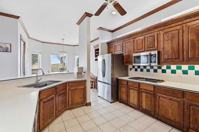 6713 Columbine Way, Plano, TX 75093