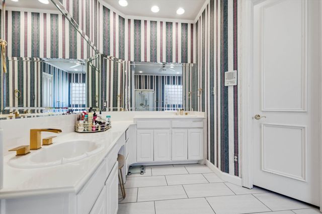 6713 Columbine Way, Plano, TX 75093