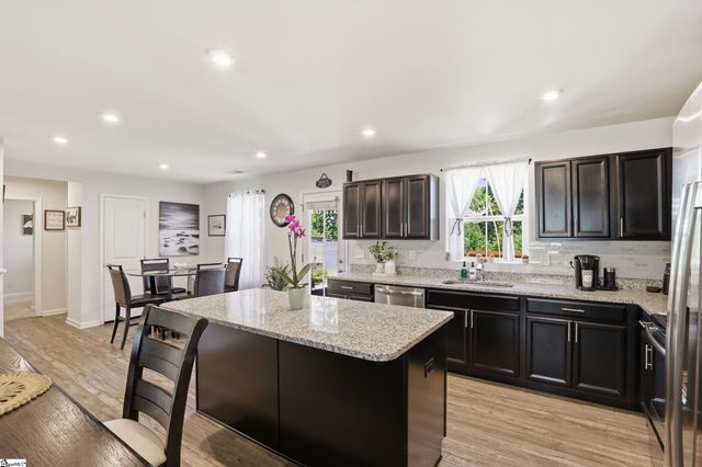 378 Hobson Way, Lyman, SC 29365