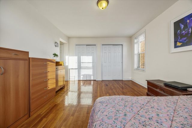 3425 150th Place 6E, Flushing, NY 11354