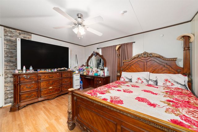 317 Road 5814, Cleveland, TX 77327