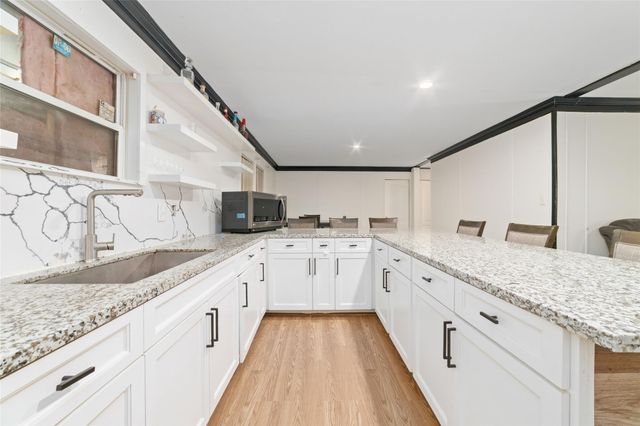 317 Road 5814, Cleveland, TX 77327