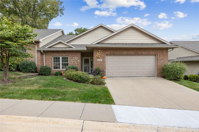 2244 Jessica Ln, Coralville, IA 52241