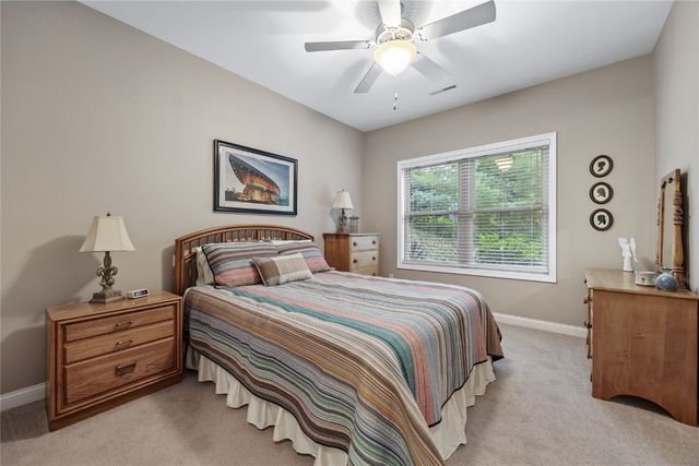 2244 Jessica Ln, Coralville, IA 52241