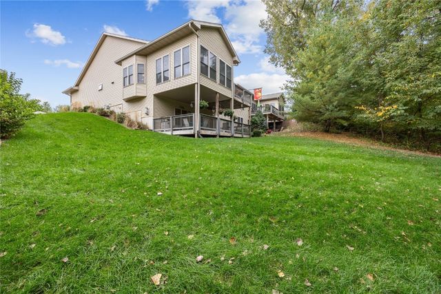 2244 Jessica Ln, Coralville, IA 52241