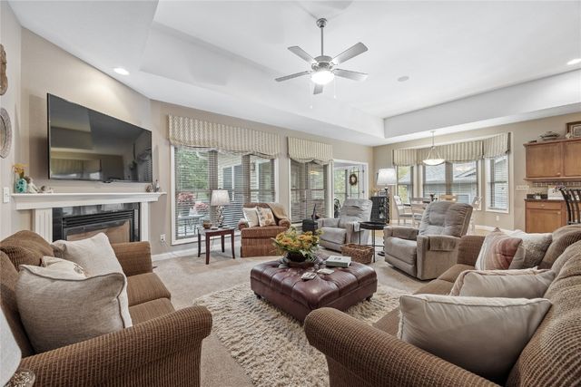 2244 Jessica Ln, Coralville, IA 52241