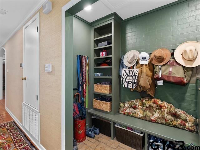 708 Richardson Lane, Henderson, TX 75654