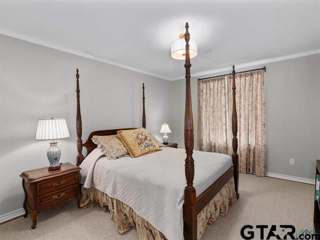 708 Richardson Lane, Henderson, TX 75654