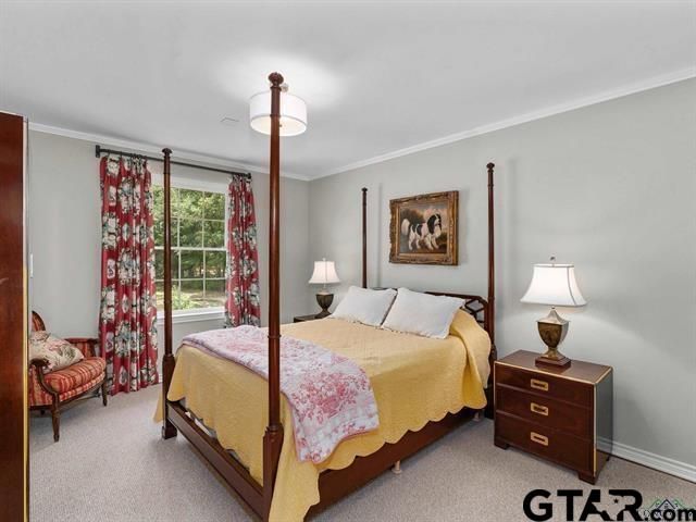 708 Richardson Lane, Henderson, TX 75654