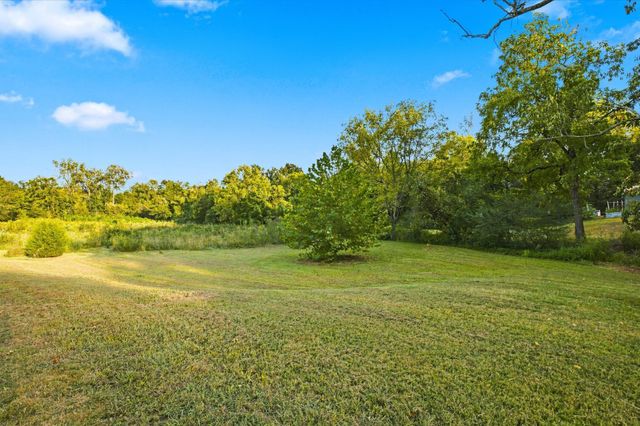 1444 Highway 52, E, Portland, TN 37148