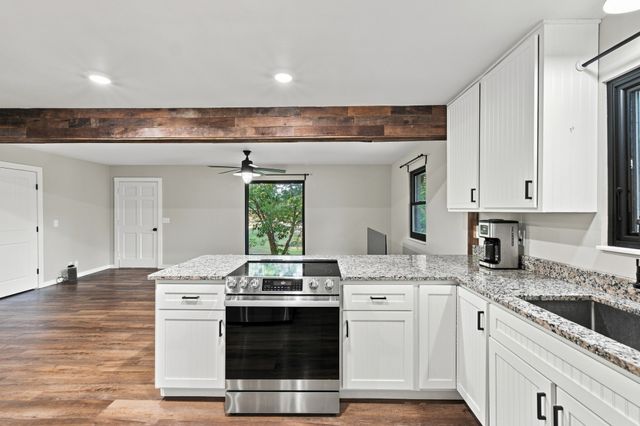 1444 Highway 52, E, Portland, TN 37148