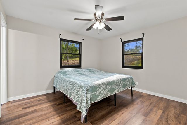 1444 Highway 52, E, Portland, TN 37148