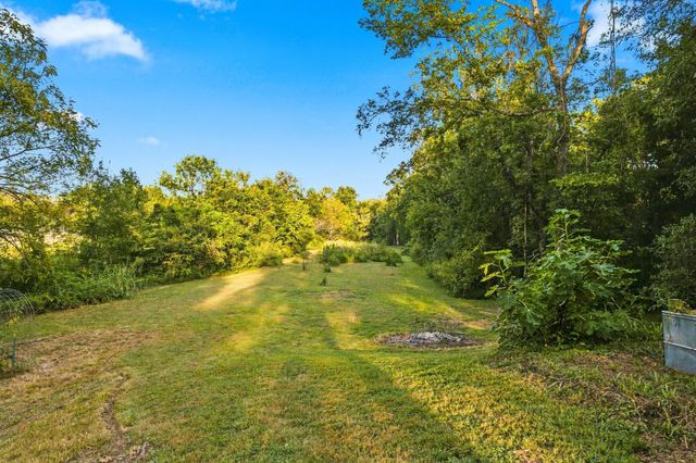 1444 Highway 52, E, Portland, TN 37148