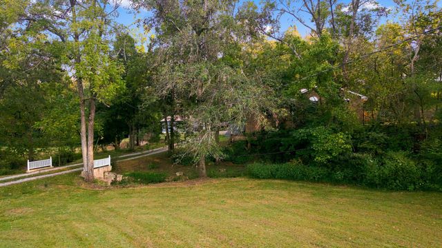 1444 Highway 52, E, Portland, TN 37148