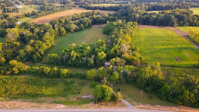 1444 Highway 52, E, Portland, TN 37148