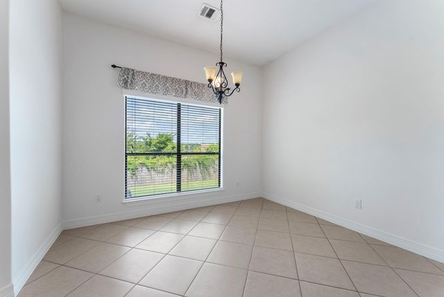 1719 Summergate Drive, Conroe, TX 77304