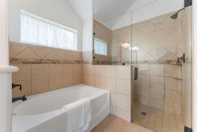 1719 Summergate Drive, Conroe, TX 77304