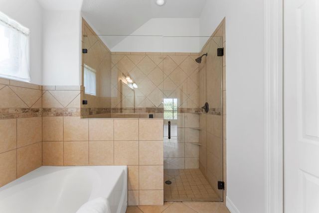 1719 Summergate Drive, Conroe, TX 77304