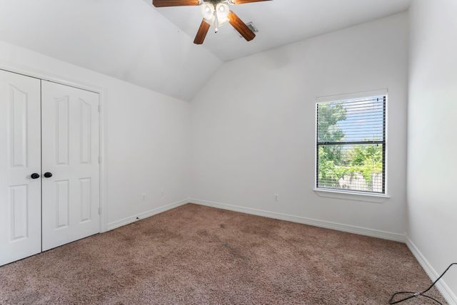 1719 Summergate Drive, Conroe, TX 77304