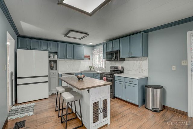 120 Westfield Drive, Harrison, OH 45030