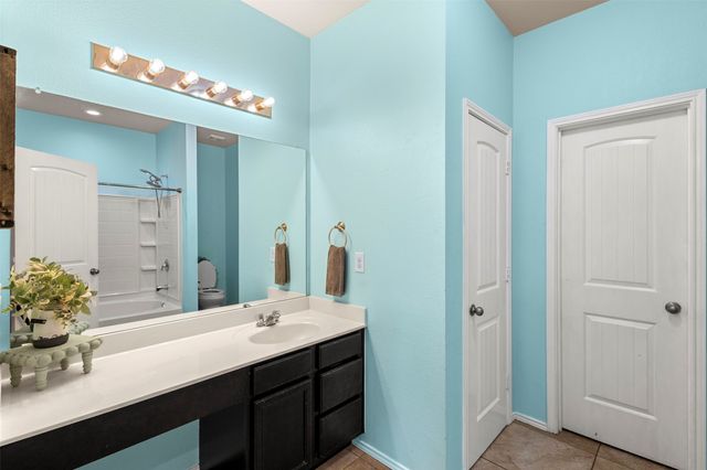 230 Colt Drive, Waxahachie, TX 75165
